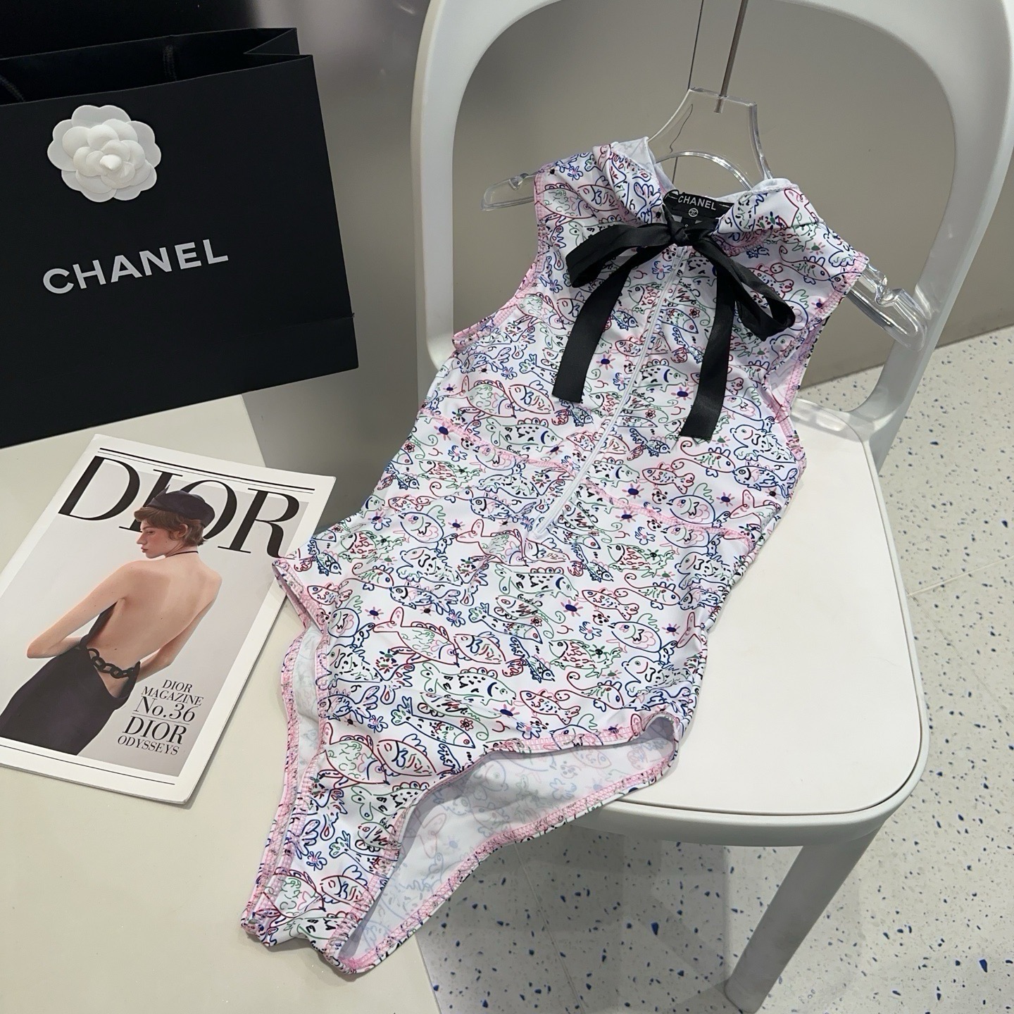 NO:921163,Chanel swimsuit is so beautiful in real life!  If you can’t take a picture of its beauty, whoever wears it will look better!  It is worth buying SML swimsuits, swimsuits, bikinis, swimsuits, swimming trunks, bikinis, chanel, swimsuits, bikinis19860909香奈儿泳衣,实物实在太美了！拍不出来它的美谁穿谁美！很值得入手 SML泳衣泳裤比基尼,泳衣，泳裤，比基尼,chanel,swimsuits,bikinis,accessory