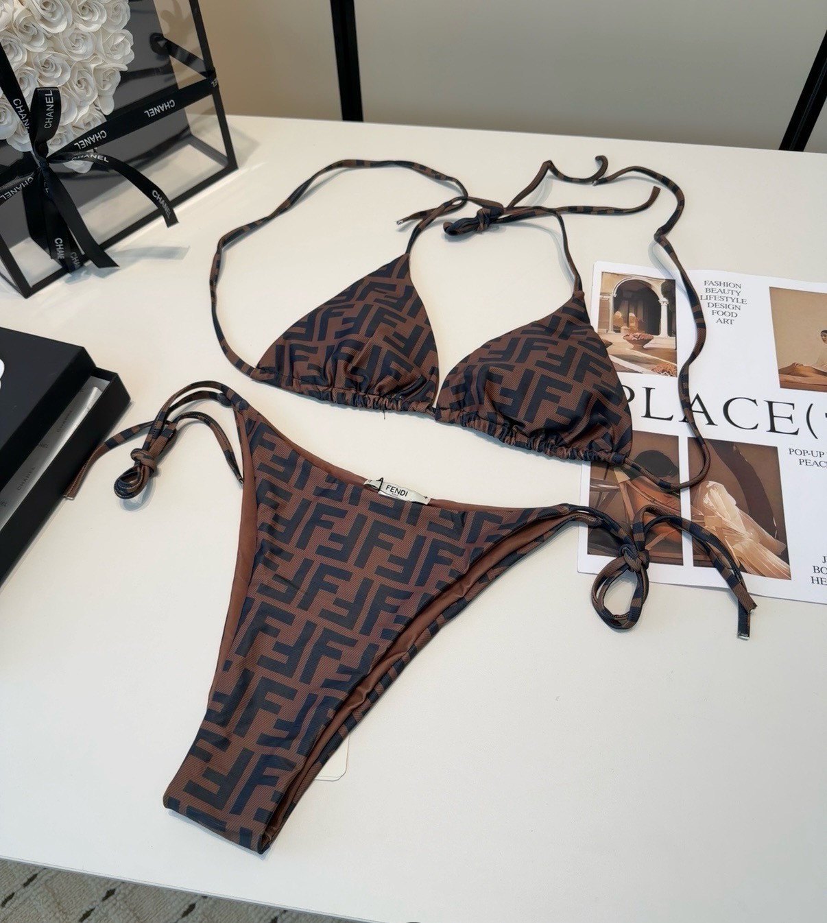 NO:942437,Fendi swimwear, a must-have for fashionistas!  The real thing is super nice!  It’s great to take photos on vacation at the beach!  SML swimsuit, swim trunks bikini, swimsuit, swimming trunks, bikini, fendi, swimsuits, bikinis19860909芬迪泳衣,时尚潮人必备！实物超级好看！海边度假拍照超级好！SML泳衣泳裤比基尼,泳衣，泳裤，比基尼,fendi,swimsuits,bikinis,accessory