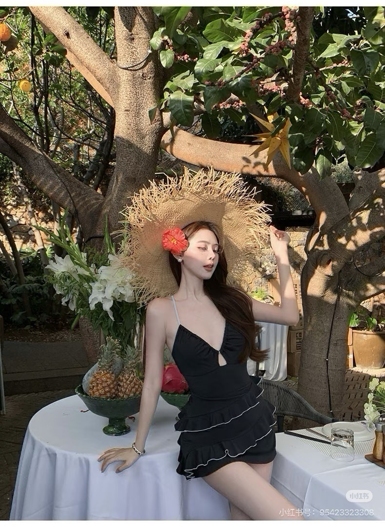 NO:942470,Miumiu swimsuit, the real thing is so beautiful!  If you can’t take a picture of its beauty, whoever wears it will look better!  It is worth buying SML swimsuits, swimsuits, bikinis, swimsuits, swimming trunks, bikinis, miumiu, swimsuits, bikinis19860909Miumiu泳衣,实物实在太美了！拍不出来它的美谁穿谁美！很值得入手 SML泳衣泳裤比基尼,泳衣，泳裤，比基尼,miumiu,swimsuits,bikinis,accessory