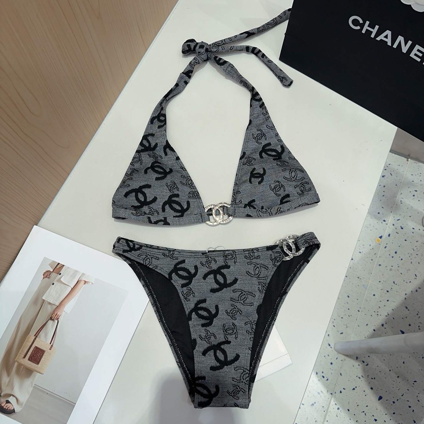 NO:943429,Chanel swimsuit, a must-have for fashionistas. Super flattering!  SML swimsuit, swim trunks, bikini, swimsuit, swimming trunks, bikini, chanel, swimsuits, bikinis19860909香奈儿泳衣,时尚达人必备.超级显身材！SML泳衣泳裤比基尼,泳衣，泳裤，比基尼,chanel,swimsuits,bikinis,accessory