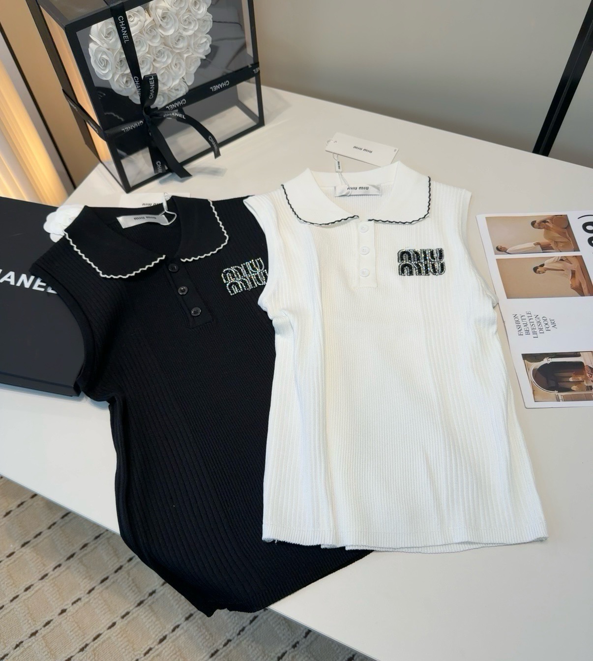 NO:943475,Miumiu vest, worn alone with a jacket, one-size-fits-all swimsuits, swim trunks, bikinis, swimsuits, swimming trunks, bikinis, miumiu, jackets & coats, swimsuits, bikinis19860909Miumiu背心,搭外套单穿超爆 均码泳衣泳裤比基尼,泳衣，泳裤，比基尼,miumiu,jackets & coats,swimsuits,bikinis,accessory