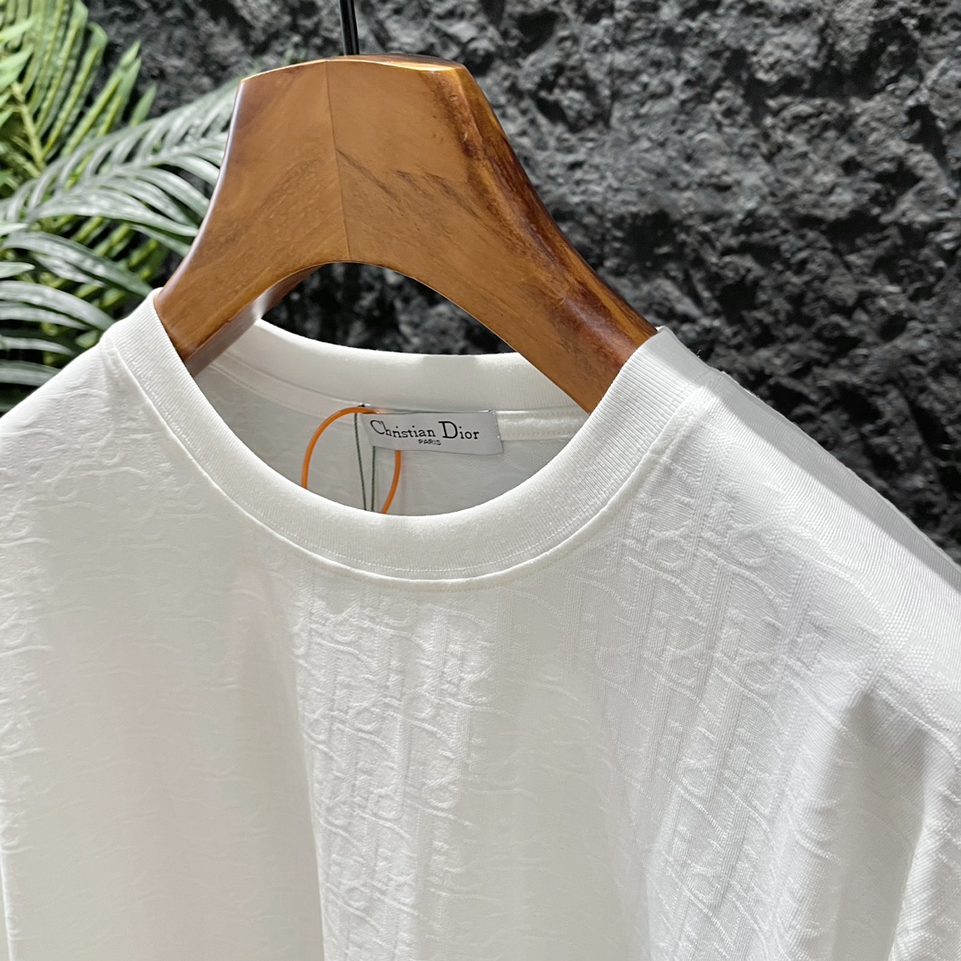 新款Dior满版立体针织提花logo夏季新款短袖采用棉质舒适透气宽松版型男女同款尺码XS-L颜色黑白