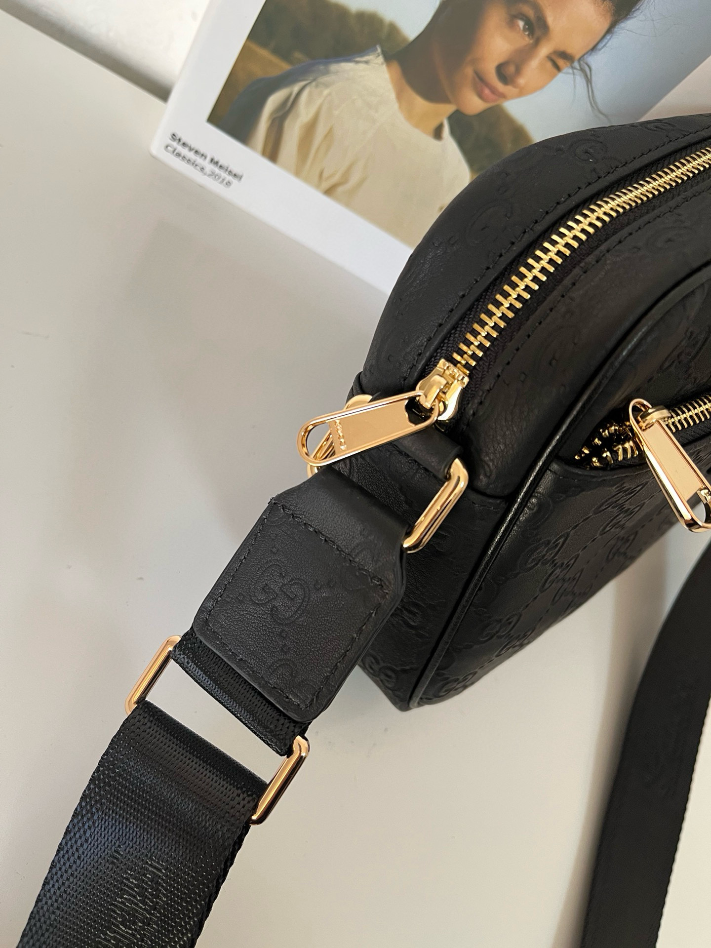 新款🌹🆕Gucci,古奇❤️专柜同步 男士斜挎包🐮🐮原版品质 商务款式,手感绝对牛!进口台湾面料配头层牛