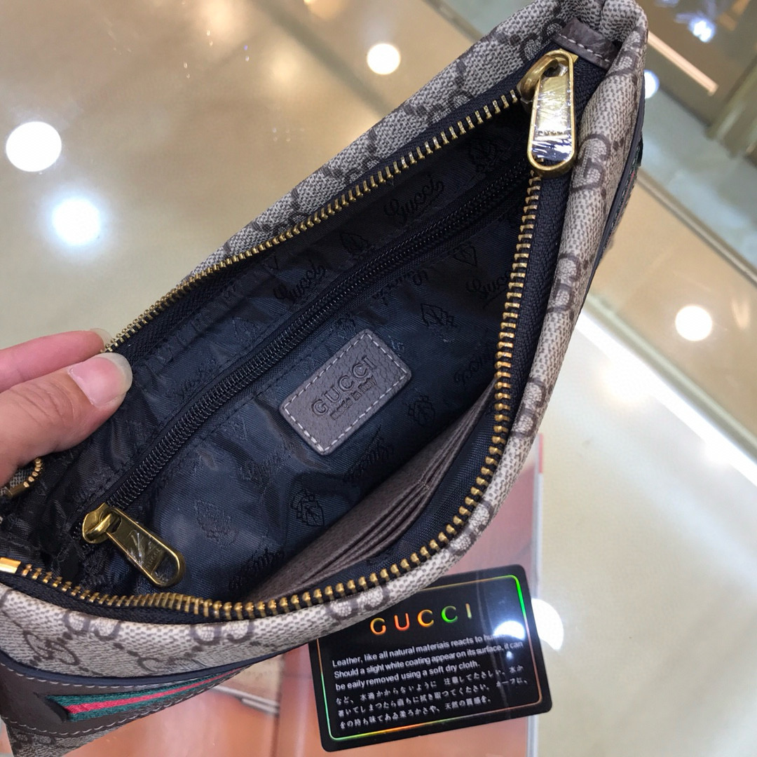 🌾古奇➰GUCCI✨💋新款男士手包 原版品质，做工完美，又一款超爆款来袭！摆脱以往经典设计 足以吸引人的眼球👍👍🎩型号：