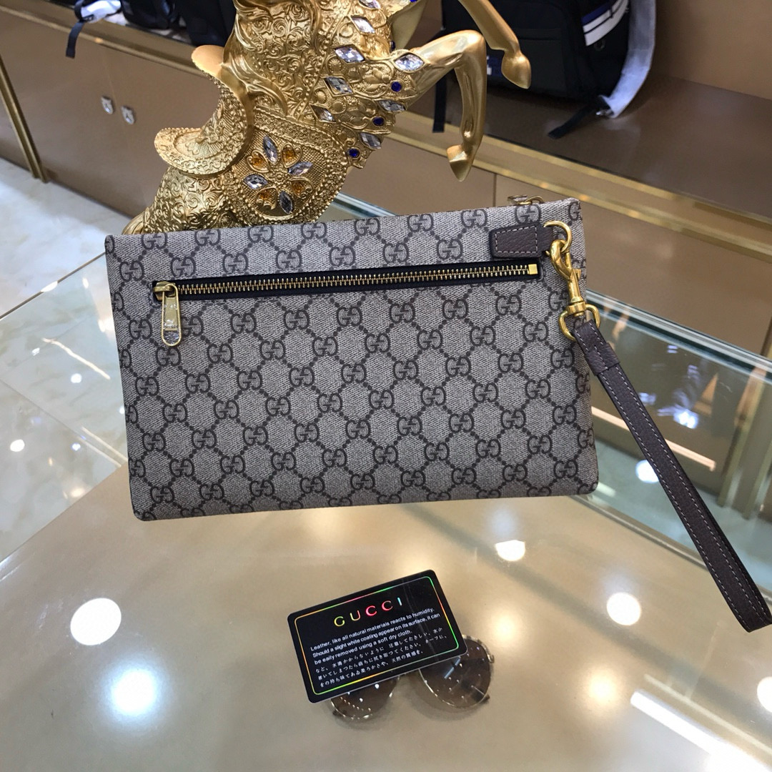 🌾古奇➰GUCCI✨💋新款男士手包 原版品质，做工完美，又一款超爆款来袭！摆脱以往经典设计 足以吸引人的眼球👍👍🎩型号：
