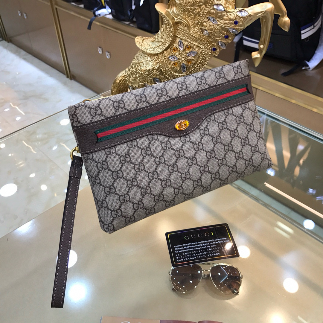 🌾古奇➰GUCCI✨💋新款男士手包 原版品质，做工完美，又一款超爆款来袭！摆脱以往经典设计 足以吸引人的眼球👍👍🎩型号：