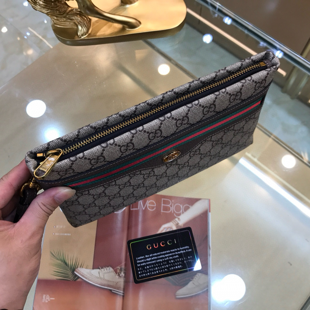 🌾古奇➰GUCCI✨💋新款男士手包 原版品质，做工完美，又一款超爆款来袭！摆脱以往经典设计 足以吸引人的眼球👍👍🎩型号：
