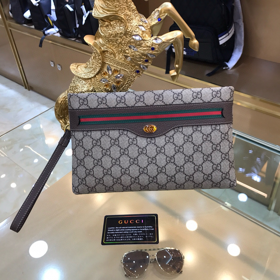 🌾古奇➰GUCCI✨💋新款男士手包 原版品质，做工完美，又一款超爆款来袭！摆脱以往经典设计 足以吸引人的眼球👍👍🎩型号：