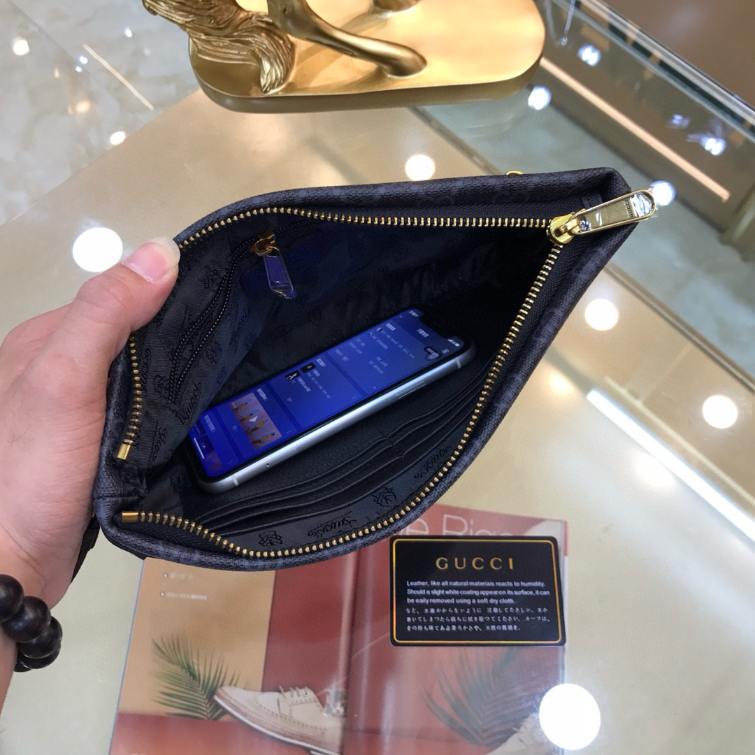 🌾古奇➰GUCCI✨💋新款男士手包 原版品质，做工完美，又一款超爆款来袭！摆脱以往经典设计 足以吸引人的眼球👍👍🎩型号：