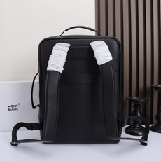MONTBLANC 万宝龙粒纹系列精选双肩背包 经典黑 型号:MB# 材质:专柜皮牛皮 款式:来自万宝龙专柜购版打 MONTBLANC 万宝龙粒纹系列精选双肩背包 经典黑 型号:MB# 材质:专柜皮牛皮 款式:来自万宝龙专柜购版打