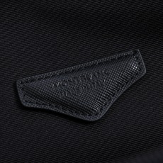 MONTBLANC 全新万宝龙匠心系列双肩背包 经典黑色 型号:MB# 材质:头层牛皮(原版皮) 款式:来自万宝龙专柜 MONTBLANC 全新万宝龙匠心系列双肩背包 经典黑色 型号:MB# 材质:头层牛皮(原版皮) 款式:来自万宝龙专柜