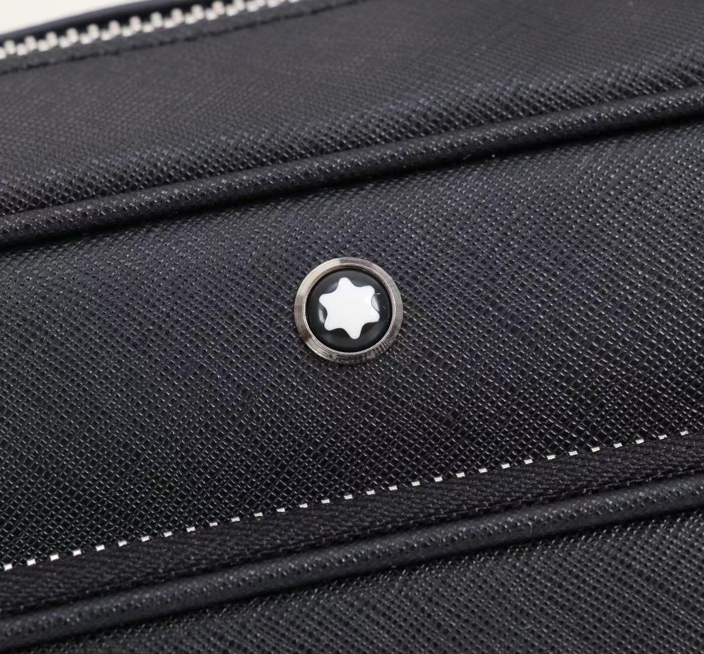 MONTBLANC 全新万宝龙匠心系列邮差包 经典黑 型号:MB# 材质:头层牛皮(原版皮) 款式:万宝龙专柜购版打造( MONTBLANC 全新万宝龙匠心系列邮差包 经典黑 型号:MB# 材质:头层牛皮(原版皮) 款式:万宝龙专柜购版打造(