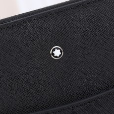 MONTBLANC 全新万宝龙匠心系列大号手夹包 经典黑 型号:MB# 材质:牛皮 款式:万宝龙专柜购版打造 包装: MONTBLANC 全新万宝龙匠心系列大号手夹包 经典黑 型号:MB# 材质:牛皮 款式:万宝龙专柜购版打造 包装: