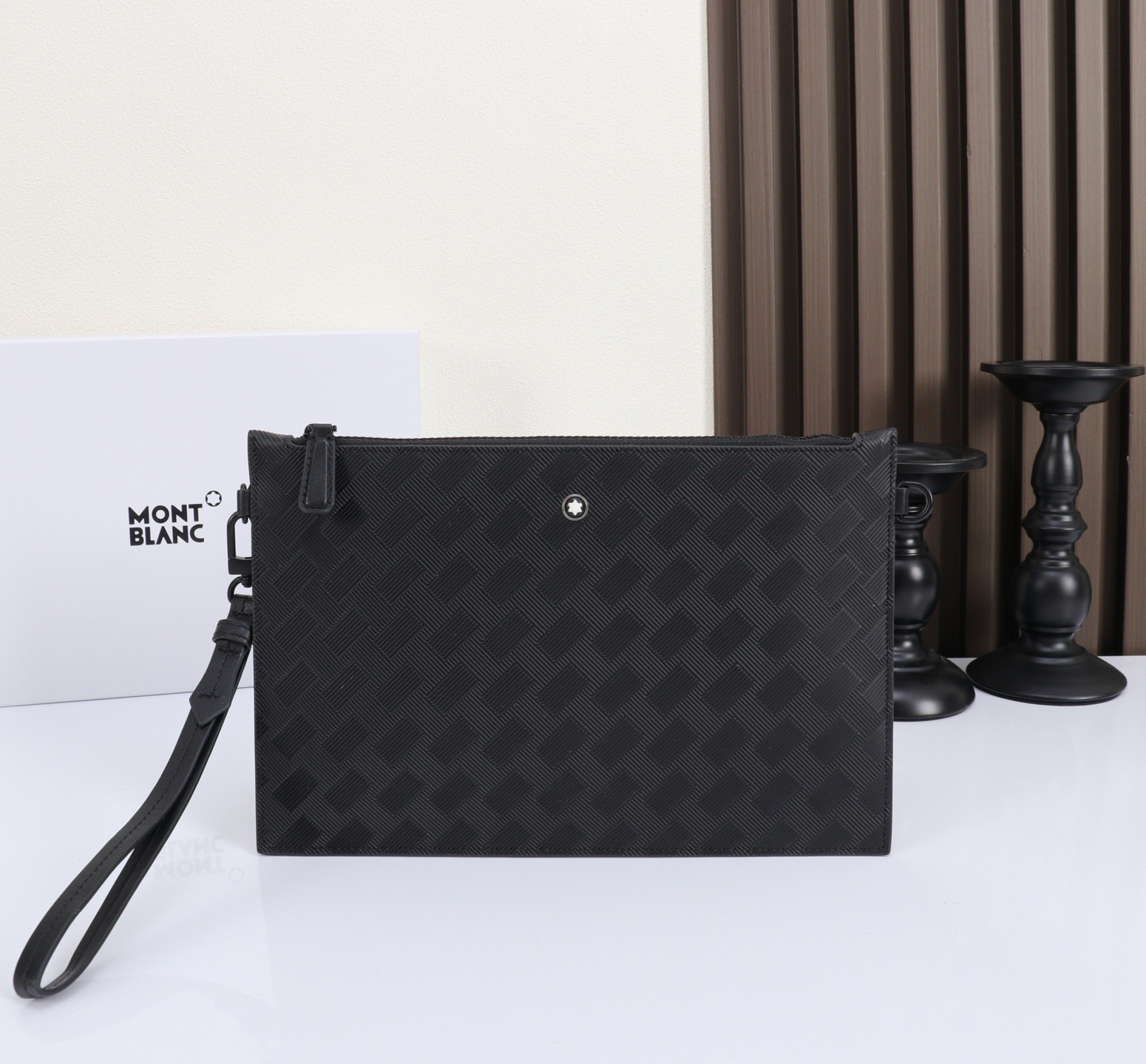 MONTBLANC全新万宝龙风尚3.0系列手袋 型号：MB# 材质：头层牛皮  包装：专柜同步防尘袋 款式：购版打造  
