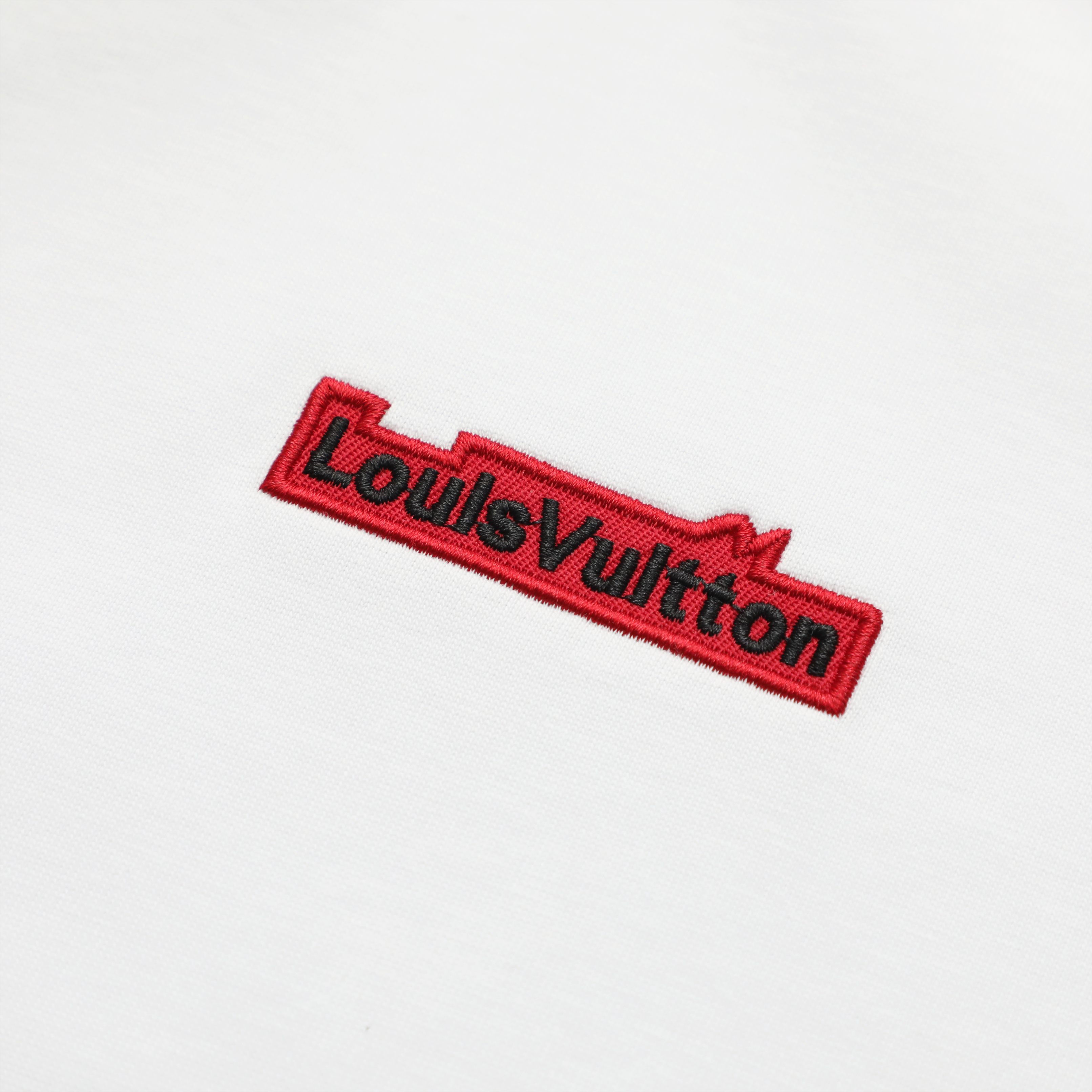 Louis Vuitton Camiseta de Manga Corta con Logo Bordado para Hombre y Mujer 7 a1740750671550 0076
