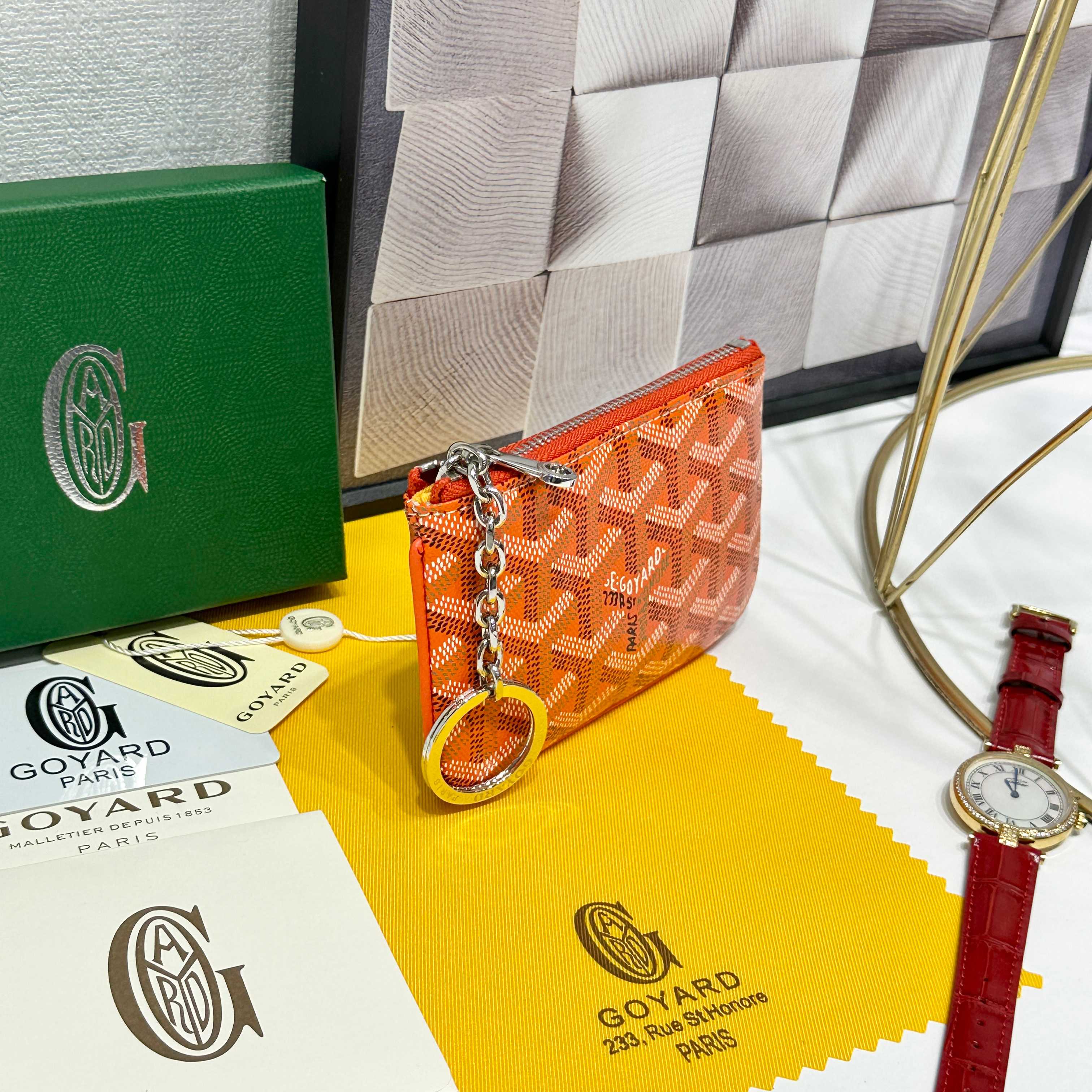 Compact Orange Nano Key Pack with Secure D Rings and Zippers for Cards and Change - 图片 3