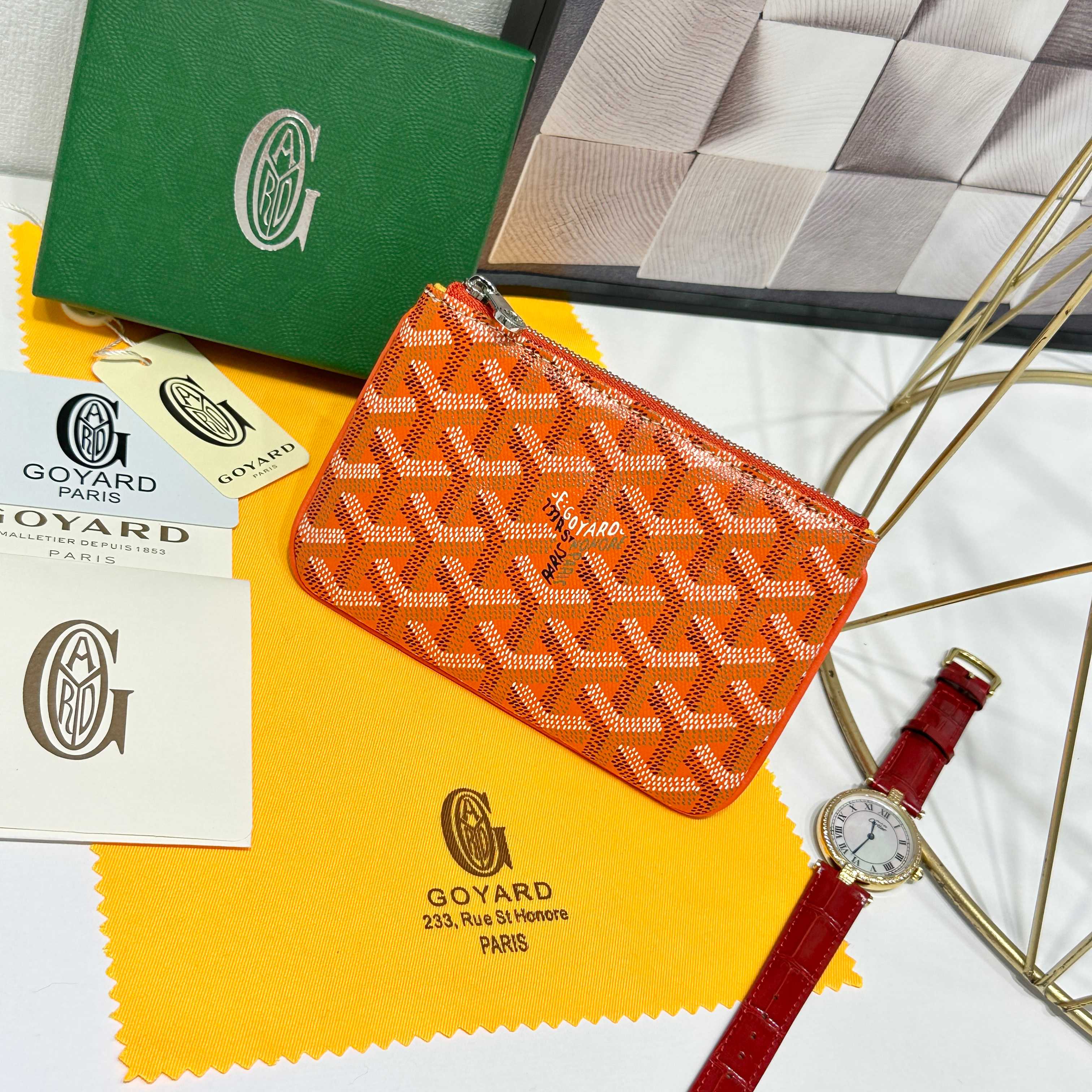 665 Goya Sénat Mini Handbags: Versatile Zero Wallets and Card Clips in Orange