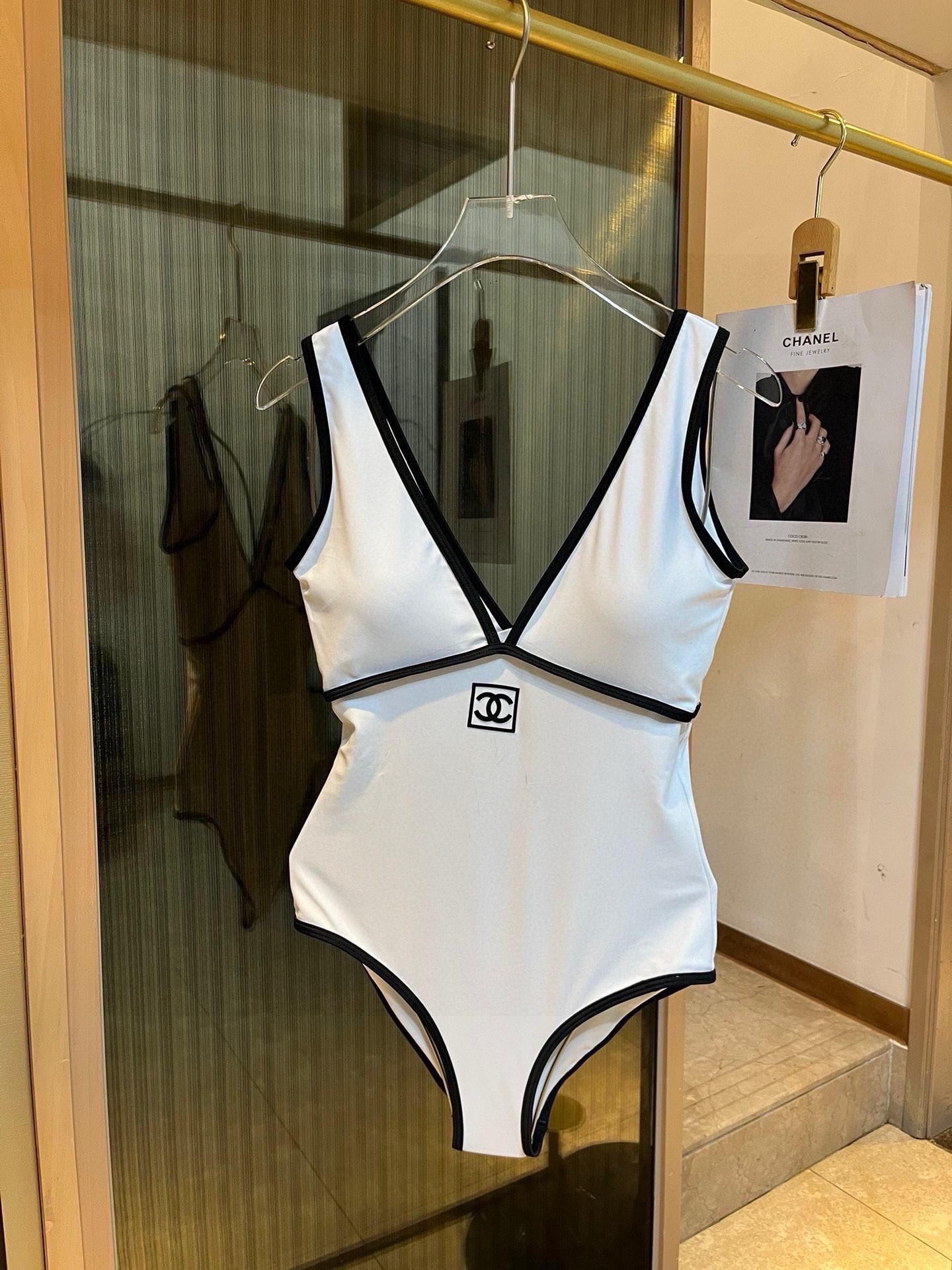 特jdsdChane*l香奈儿高级定制连体泳衣，女神必备神器，独特风格设计，高级奶白色，smL XL