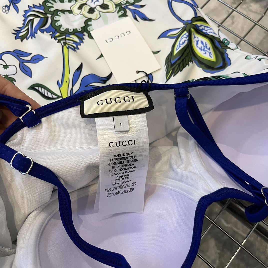 Gucci古奇新款连体泳衣带钢圈托胸适合多种场景的游泳衣️海边游泳池温泉水上乐园漂流都可以内搭也完全可以