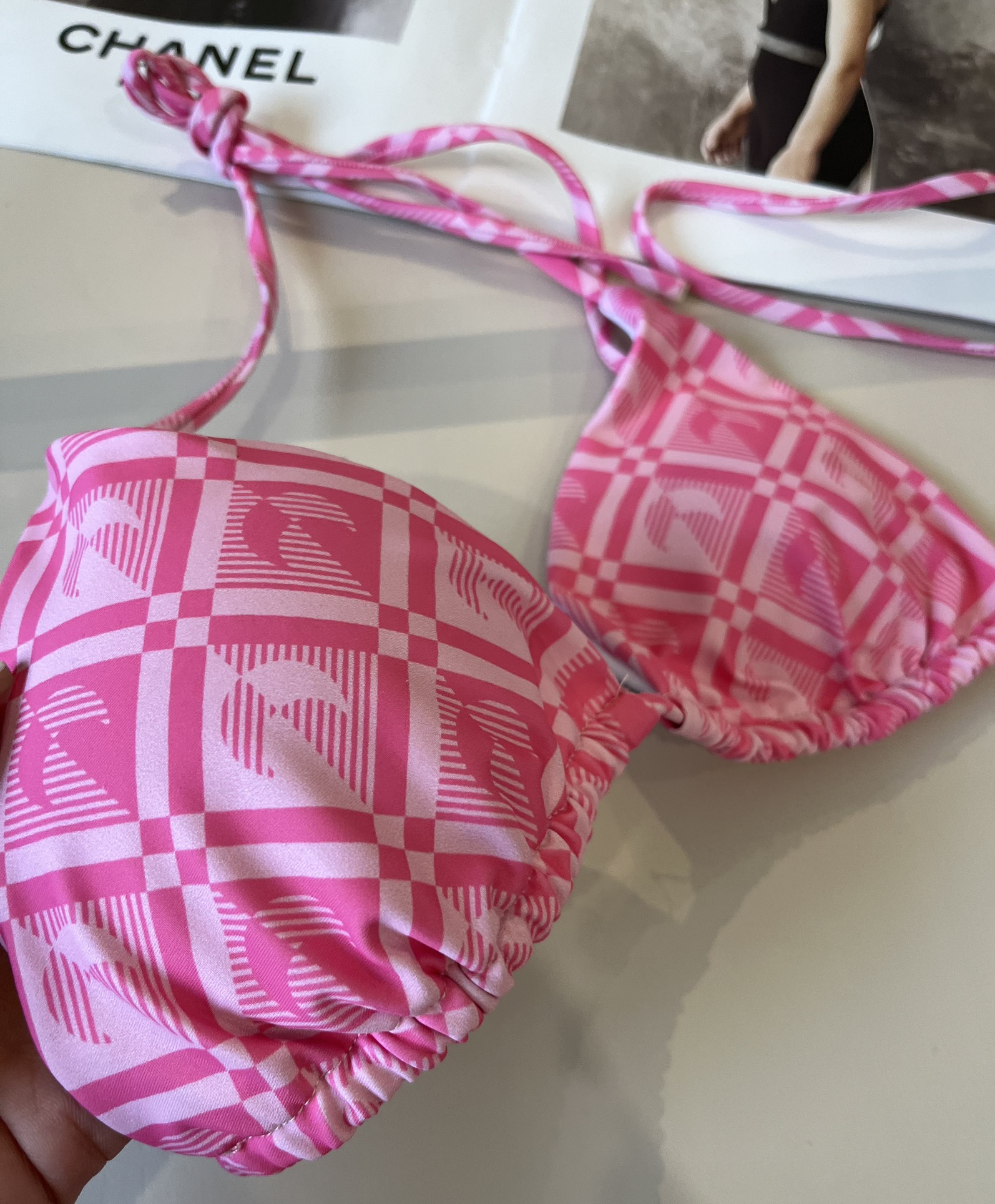 。

MARINE SERRA潮牌比基尼👙