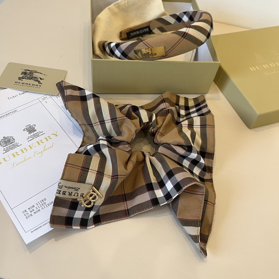 One hundred and twenty-one. Burberry Baballig - 图片 4