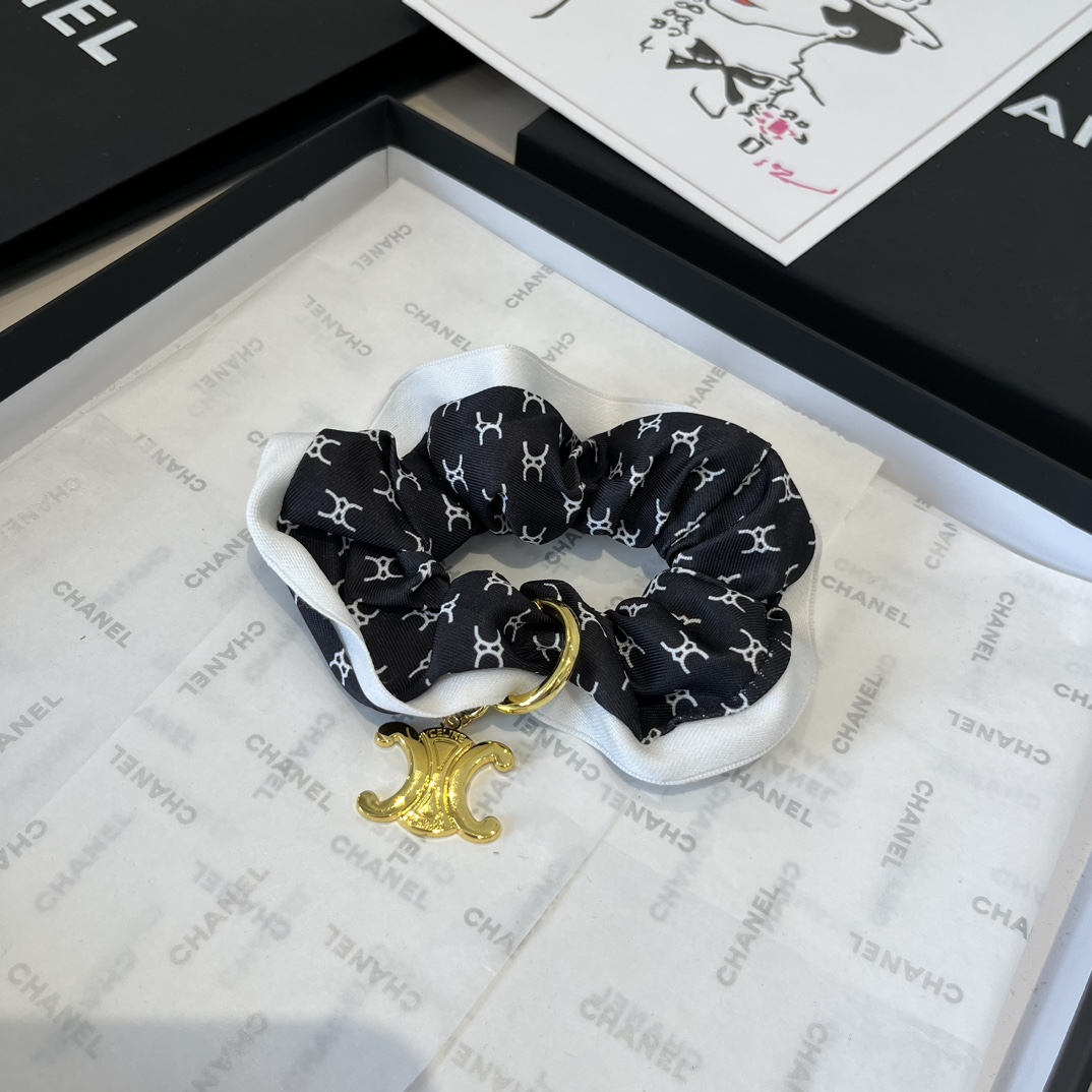 One hundred and thirty. Celine Selin’s new cash ring - 图片 7