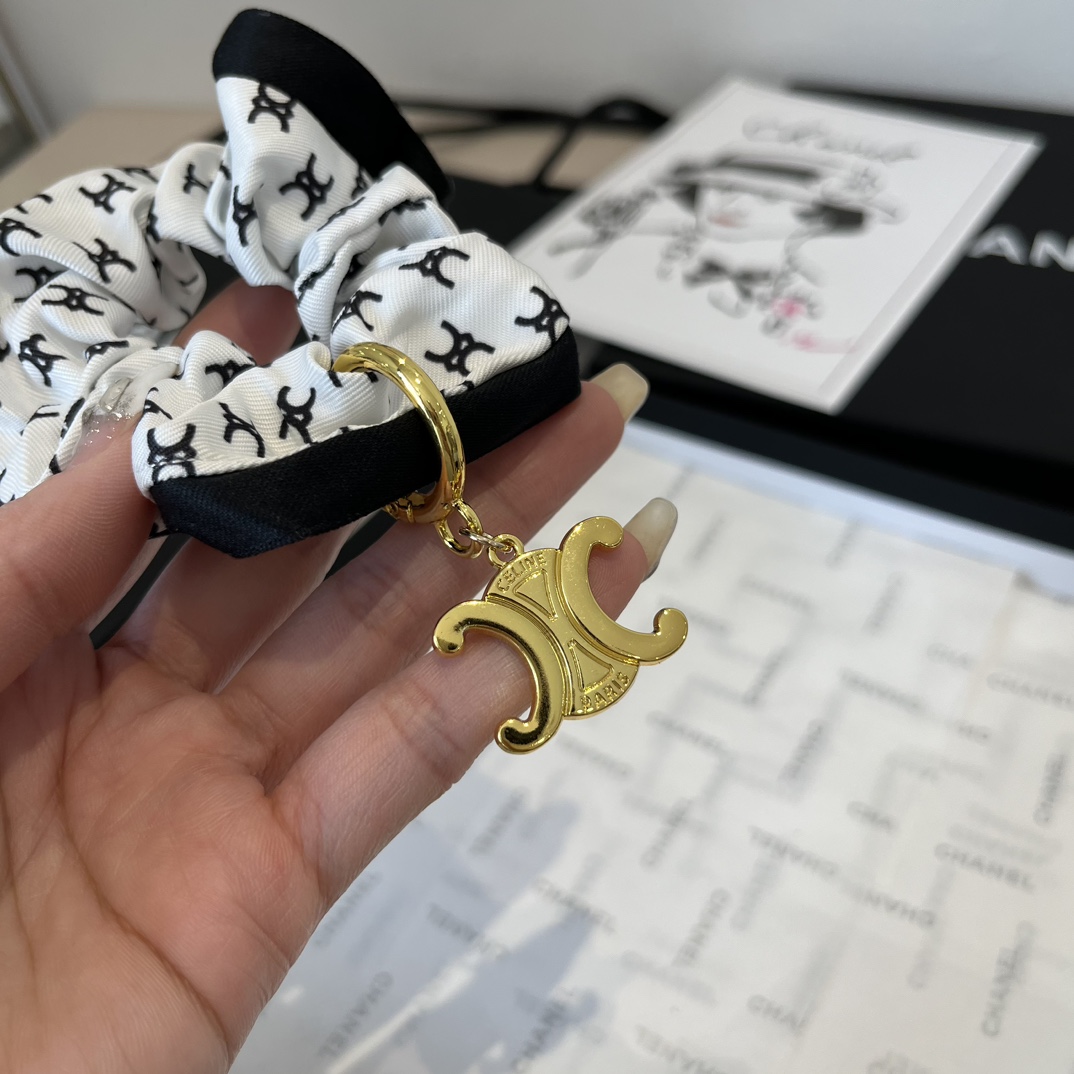One hundred and thirty. Celine Selin’s new cash ring - 图片 6