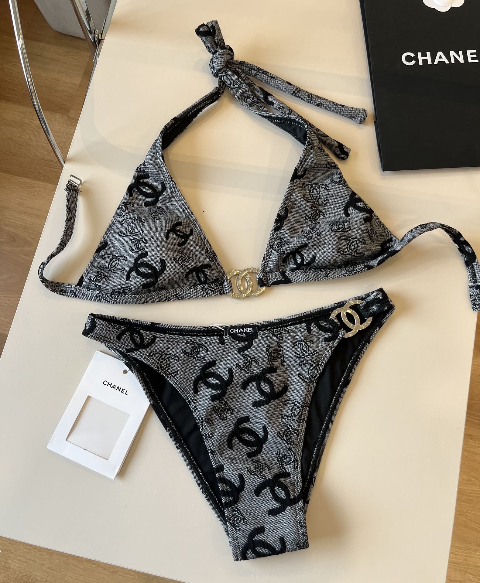 

Chanel香奈儿比基尼泳衣 最新面料S M L XL