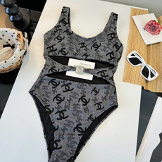 🌾Chanel 香奈儿连体泳衣 😍🥰适合多种场景的游泳衣🏊♀️海边 游泳池 温泉 水上乐园 漂流都可以 🌾Chanel 香奈儿连体泳衣 😍🥰适合多种场景的游泳衣🏊♀️海边 游泳池 温泉 水上乐园 漂流都可以