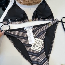 🌾罗意威LOEWE新款分体比基尼泳衣👙❤️😍🥰适合多种场景的游泳衣🏊♀️海边 游泳池 温泉 水上乐园 🌾罗意威LOEWE新款分体比基尼泳衣👙❤️😍🥰适合多种场景的游泳衣🏊♀️海边 游泳池 温泉 水上乐园