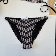 🌾罗意威LOEWE新款分体比基尼泳衣👙❤️😍🥰适合多种场景的游泳衣🏊♀️海边 游泳池 温泉 水上乐园 🌾罗意威LOEWE新款分体比基尼泳衣👙❤️😍🥰适合多种场景的游泳衣🏊♀️海边 游泳池 温泉 水上乐园