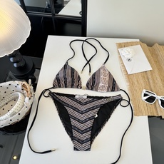 🌾罗意威LOEWE新款分体比基尼泳衣👙❤️😍🥰适合多种场景的游泳衣🏊♀️海边 游泳池 温泉 水上乐园 🌾罗意威LOEWE新款分体比基尼泳衣👙❤️😍🥰适合多种场景的游泳衣🏊♀️海边 游泳池 温泉 水上乐园