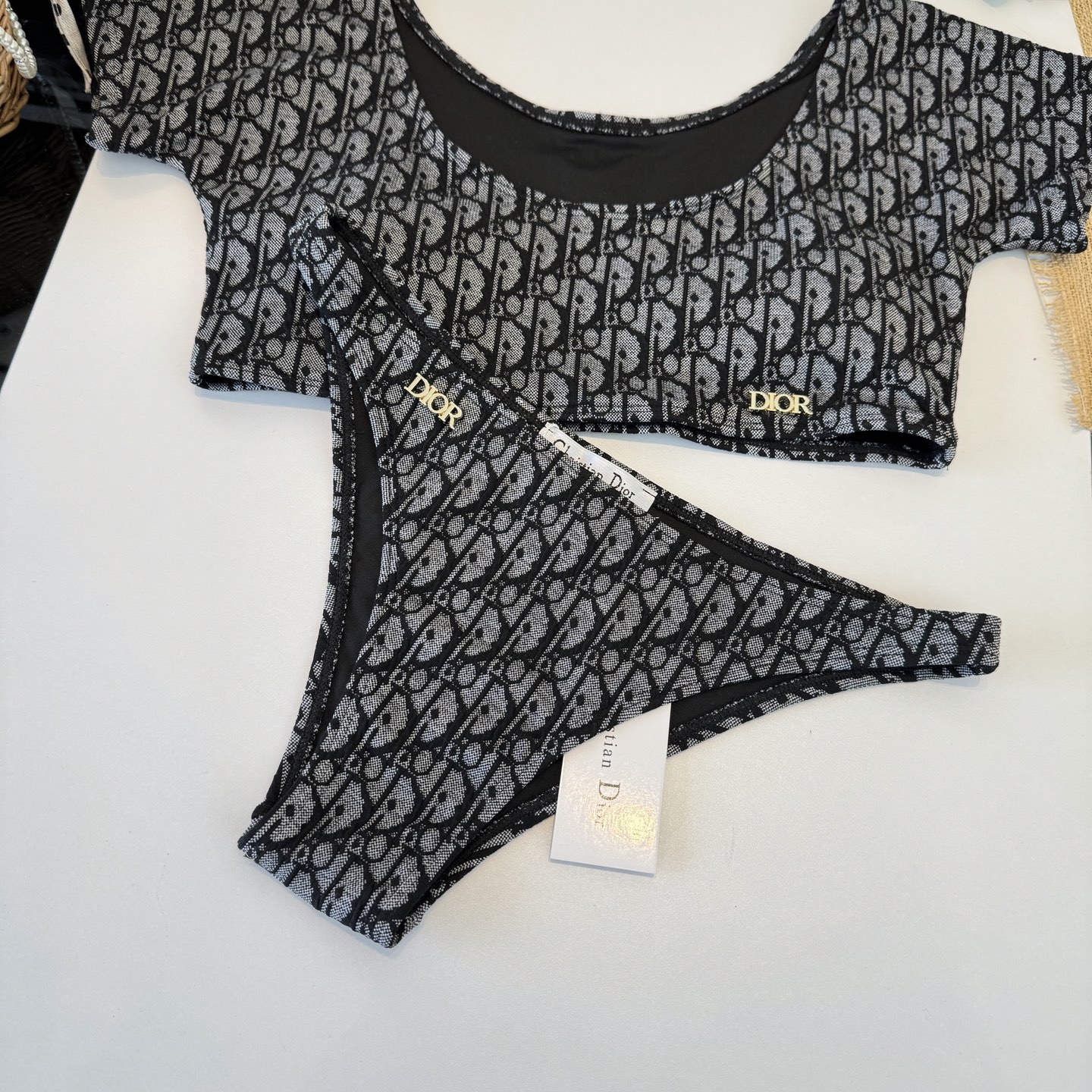 🌾Dior迪奥官方新款分体泳衣比基尼，S M L XL