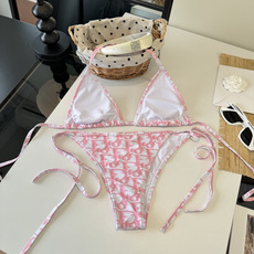 🌾Dior迪奥比基尼👙❤️😍🥰适合多种场景的游泳衣🏊♀️海边 游泳池 温泉 水上乐园 漂流都可以😌内搭 🌾Dior迪奥比基尼👙❤️😍🥰适合多种场景的游泳衣🏊♀️海边 游泳池 温泉 水上乐园 漂流都可以😌内搭