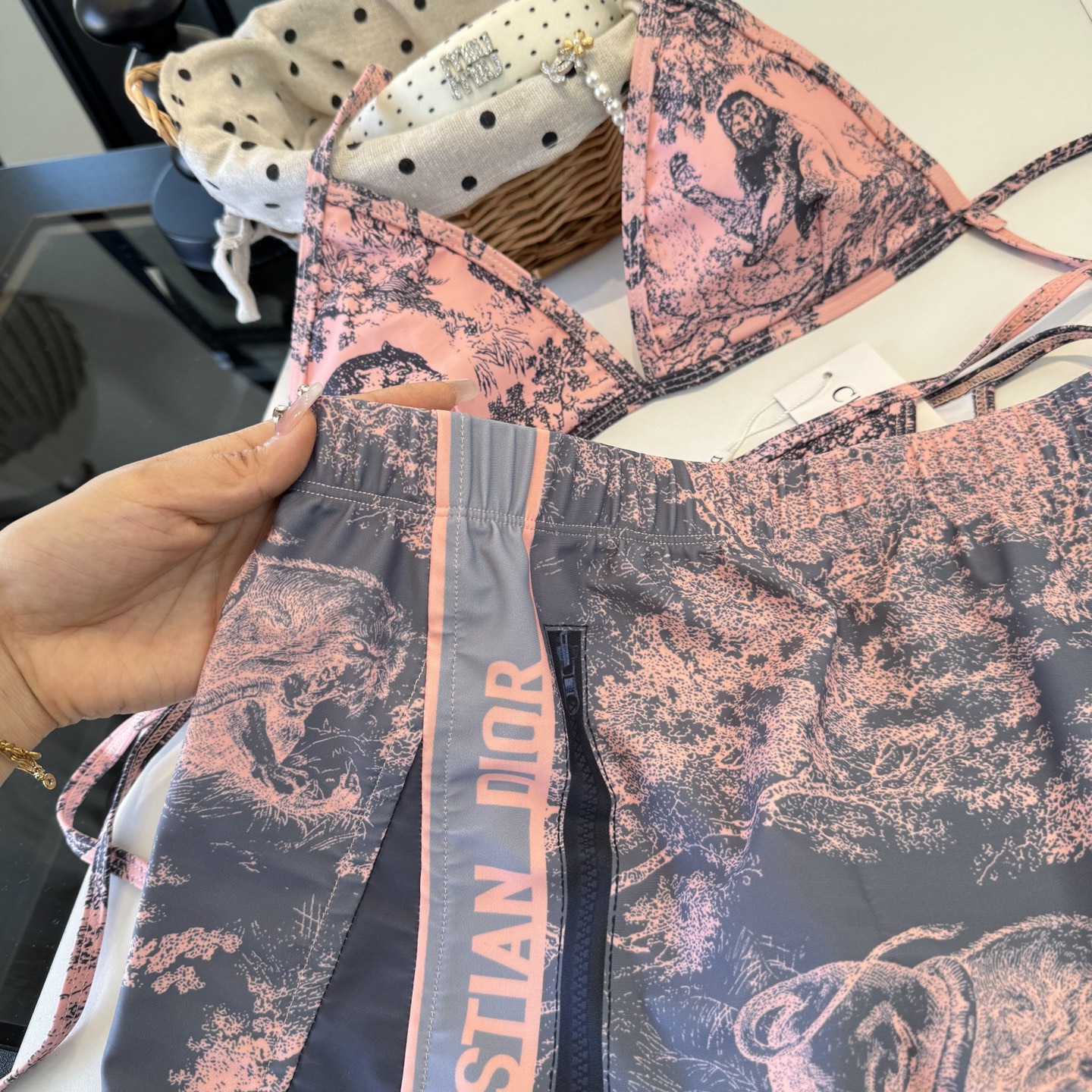 🌾Dior迪奥官方新款分体三件套 泳衣比基尼，S M L XL