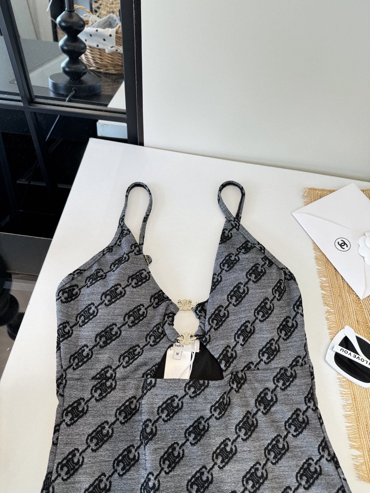 🌾Celine赛琳连体比基尼👙泳衣，S M L XL