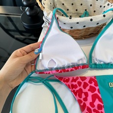 🌾D&G杜嘉班纳 豹纹分体比基尼👙泳衣 😍🥰适合多种场景的游泳衣🏊♀️海边 游泳池 温泉 水上乐园 🌾D&G杜嘉班纳 豹纹分体比基尼👙泳衣 😍🥰适合多种场景的游泳衣🏊♀️海边 游泳池 温泉 水上乐园