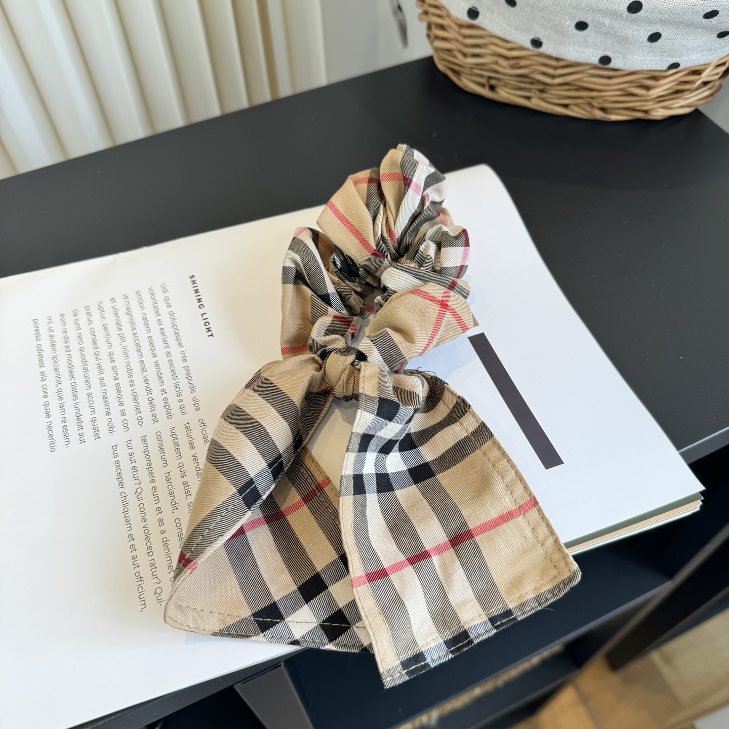 NO:920783,Burberry Burberry's new hair band classic BB style hairpins, hairpins, burberry, burberry, hairpins19860909Burberry巴宝莉新款发圈经典BB格发夹,发夹,burberry,burberry,hairpins,accessory