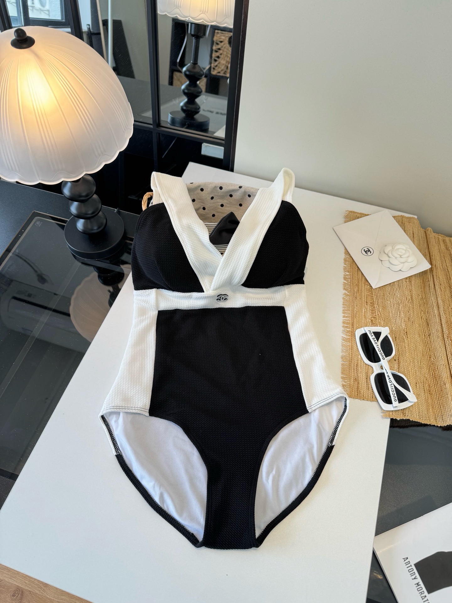 🌾Chanel香奈儿连体比基尼👙泳衣，S M L XL