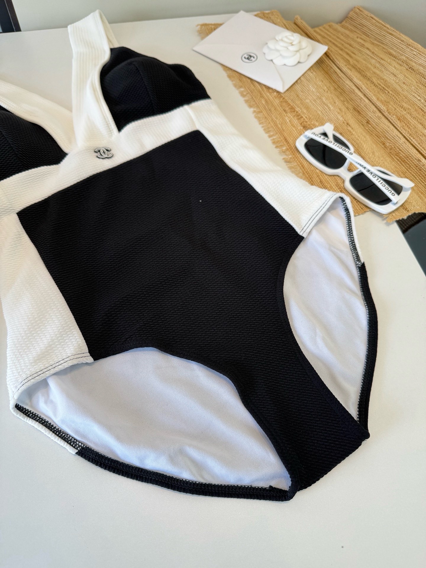 🌾Chanel香奈儿连体比基尼👙泳衣，S M L XL