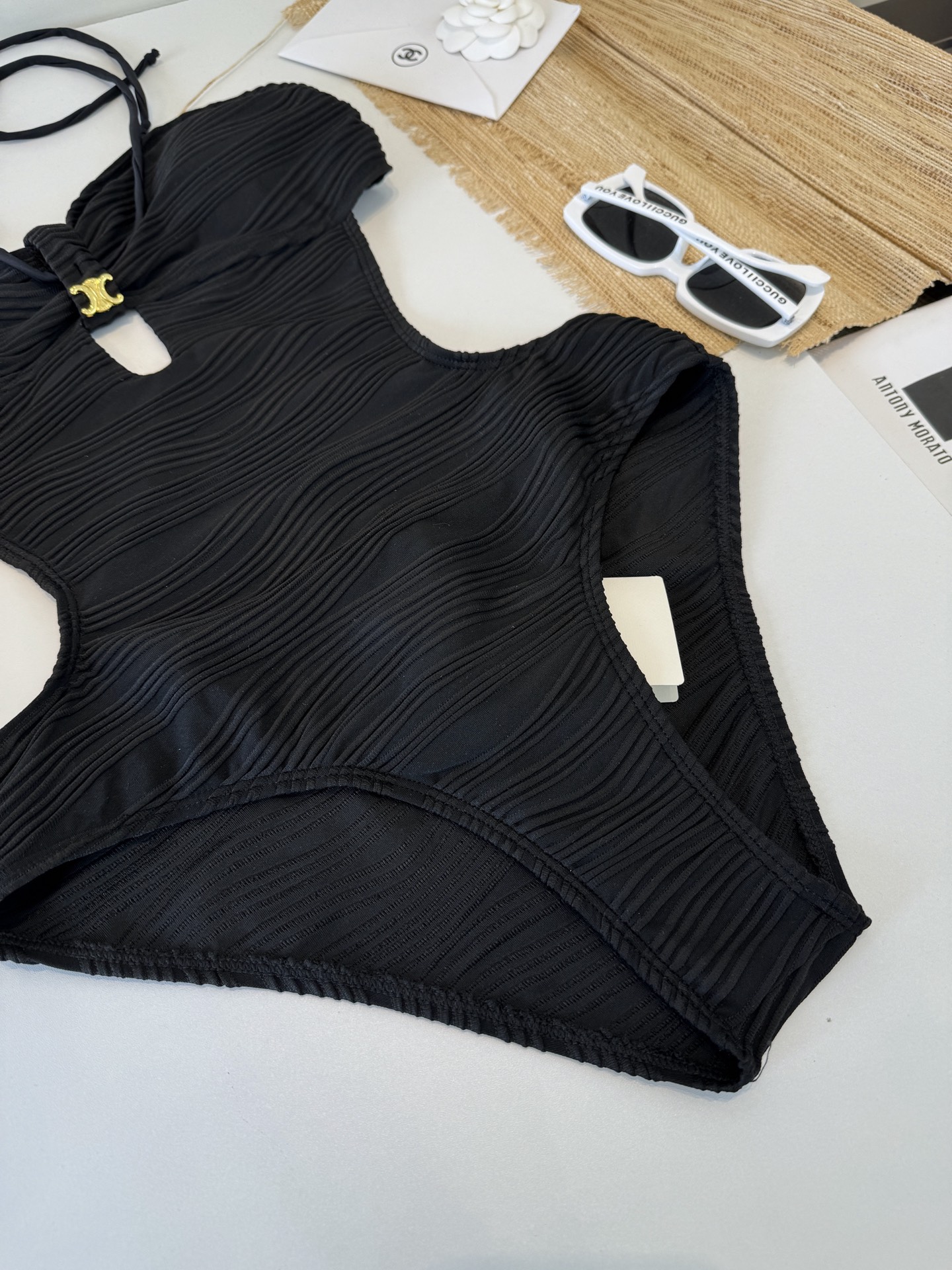 🌾Celine赛琳连体比基尼👙泳衣，S M L XL