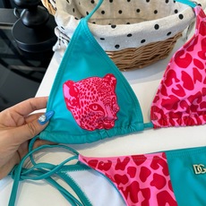 🌾D&G杜嘉班纳 豹纹分体比基尼👙泳衣 😍🥰适合多种场景的游泳衣🏊♀️海边 游泳池 温泉 水上乐园 🌾D&G杜嘉班纳 豹纹分体比基尼👙泳衣 😍🥰适合多种场景的游泳衣🏊♀️海边 游泳池 温泉 水上乐园