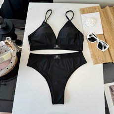 🌾巴黎世家比基尼👙❤️😍🥰适合多种场景的游泳衣🏊♀️海边 游泳池 温泉 水上乐园 漂流都可以😌内搭外穿 🌾巴黎世家比基尼👙❤️😍🥰适合多种场景的游泳衣🏊♀️海边 游泳池 温泉 水上乐园 漂流都可以😌内搭外穿