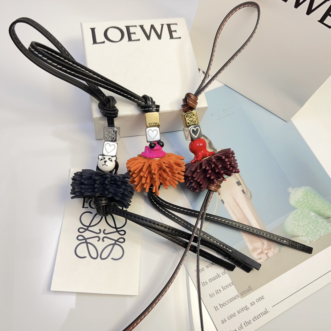 Loewe Luxury Designer Handbag Shoulder Crossbody Bag crafted in premium 9