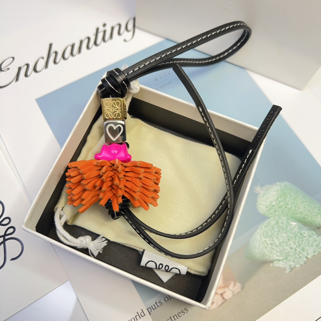 Loewe Luxury Handbag Collection 7