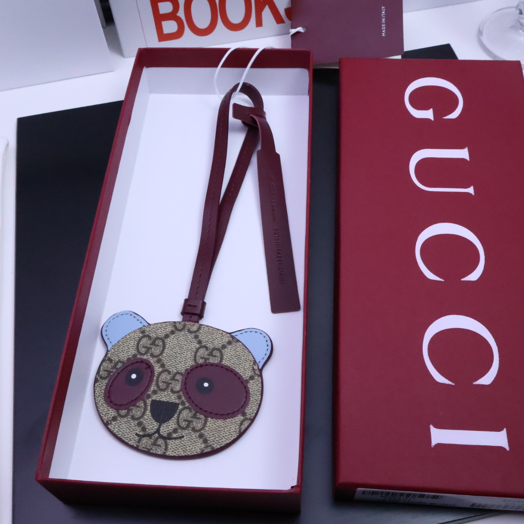 💰242 new Gucci Gucchigucci bag key attachment, two colours for fine work. With unique symbols。 - 图片 2
