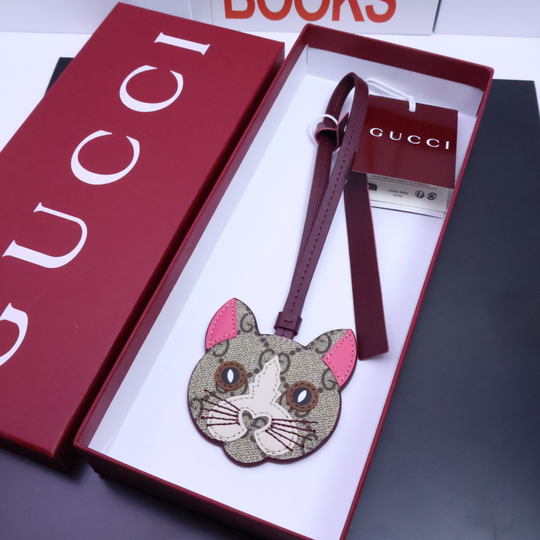 💰242 new Gucci Gucchigucci bag key attachment, two colours for fine work. With unique symbols。 - 图片 8