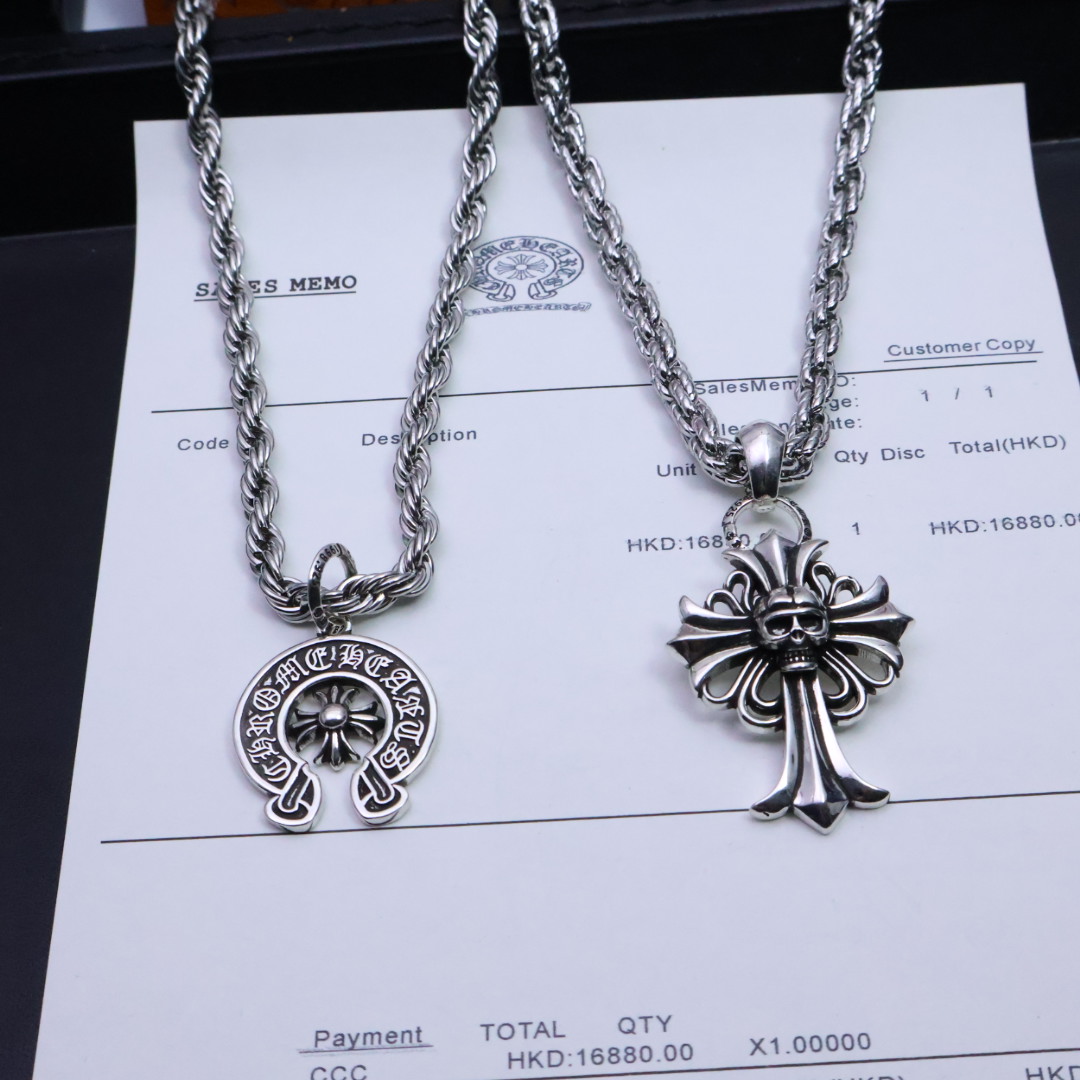 ［2025🎁潮流推荐］𝐂𝐡𝐫𝐨𝐦𝐞 𝐡𝐞𝐚𝐫𝐭𝐬 克罗心✝️项链，麻花链🤩帅爆了克罗心项链 ⚜️造型不同