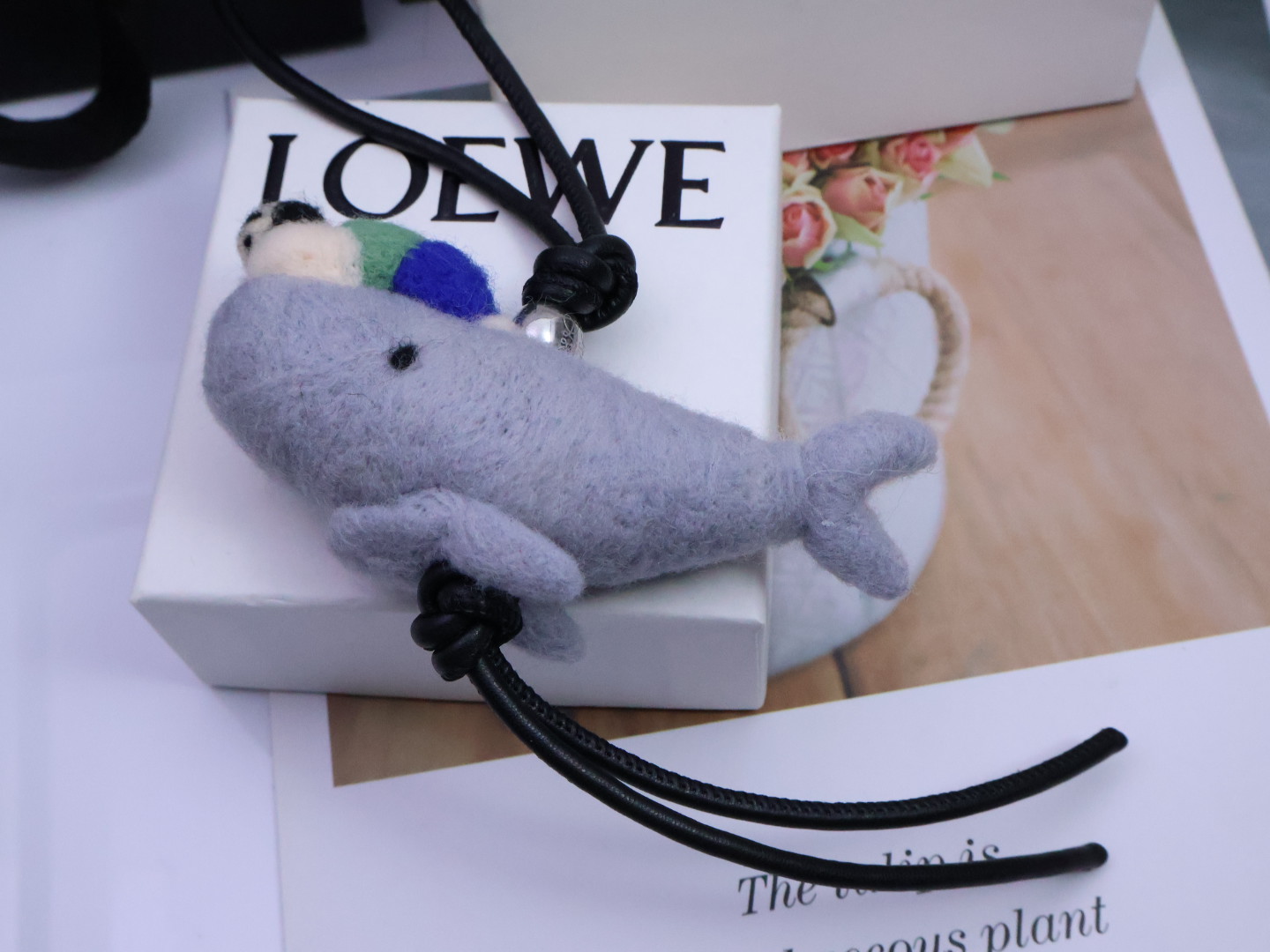 Loewe Whale Whale Packet - 图片 3