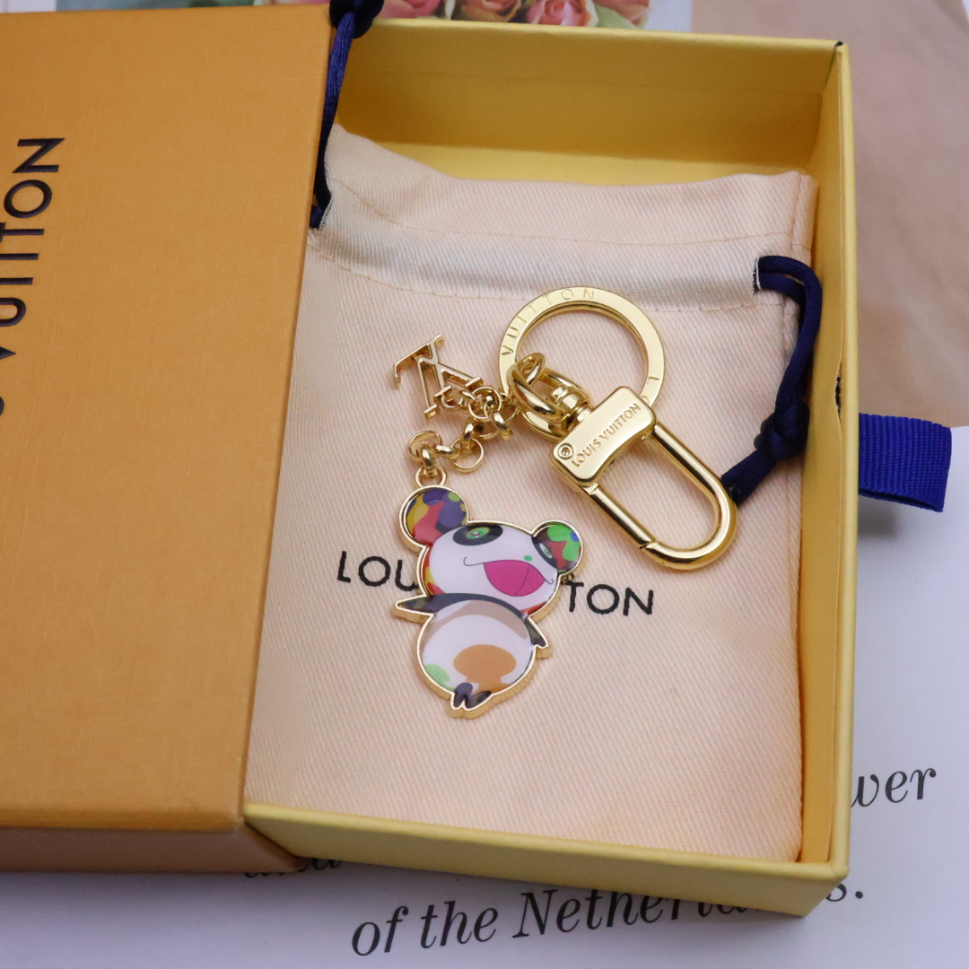 מחזיק מפתחות Louis Vuitton x Murakami Takashi, עיצוב פנדה מצויר ואותיות 7 i1740895105758 1417 0 4